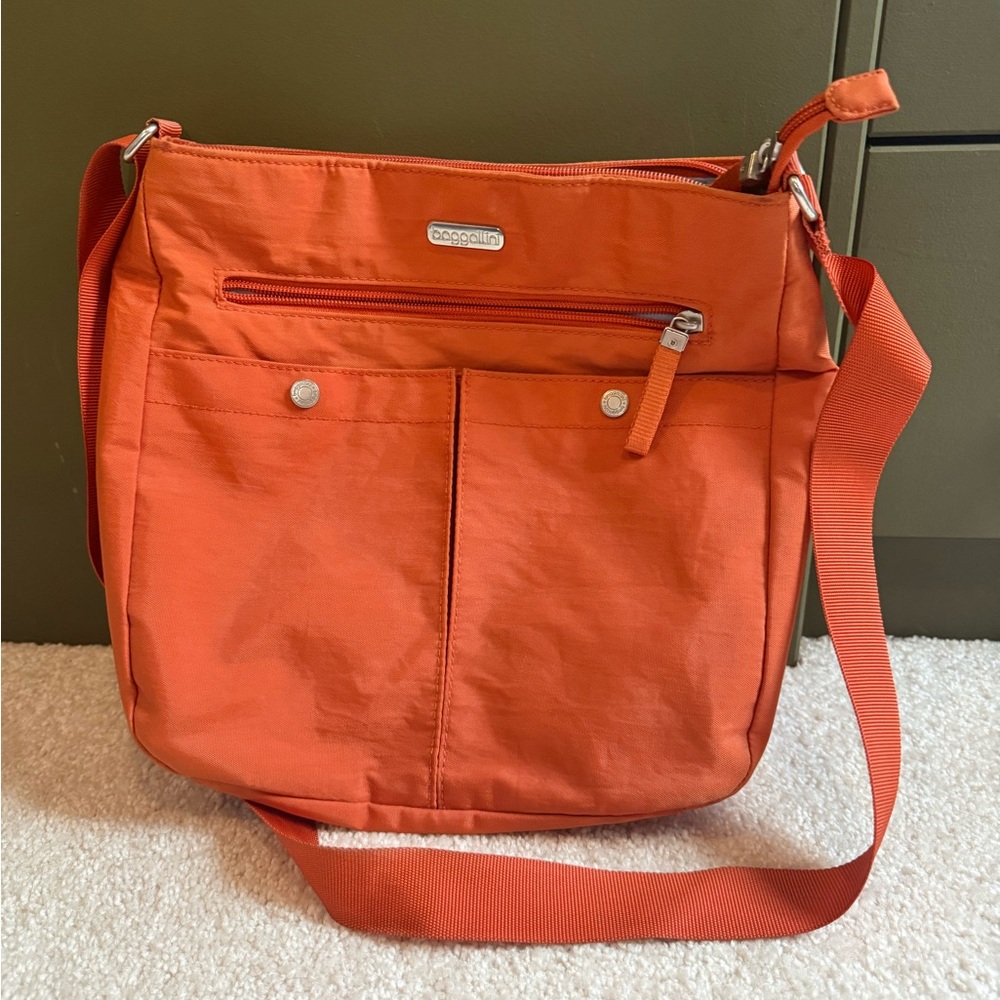 Baggallini Vibrant Orange Everyday Crossbody Bag